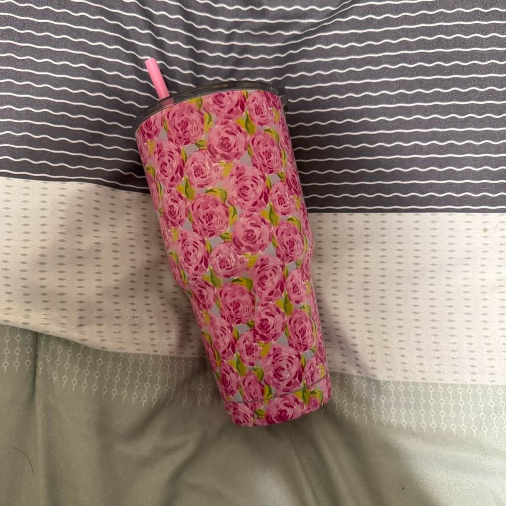 Pink Rose Pattern Tumbler with Straw